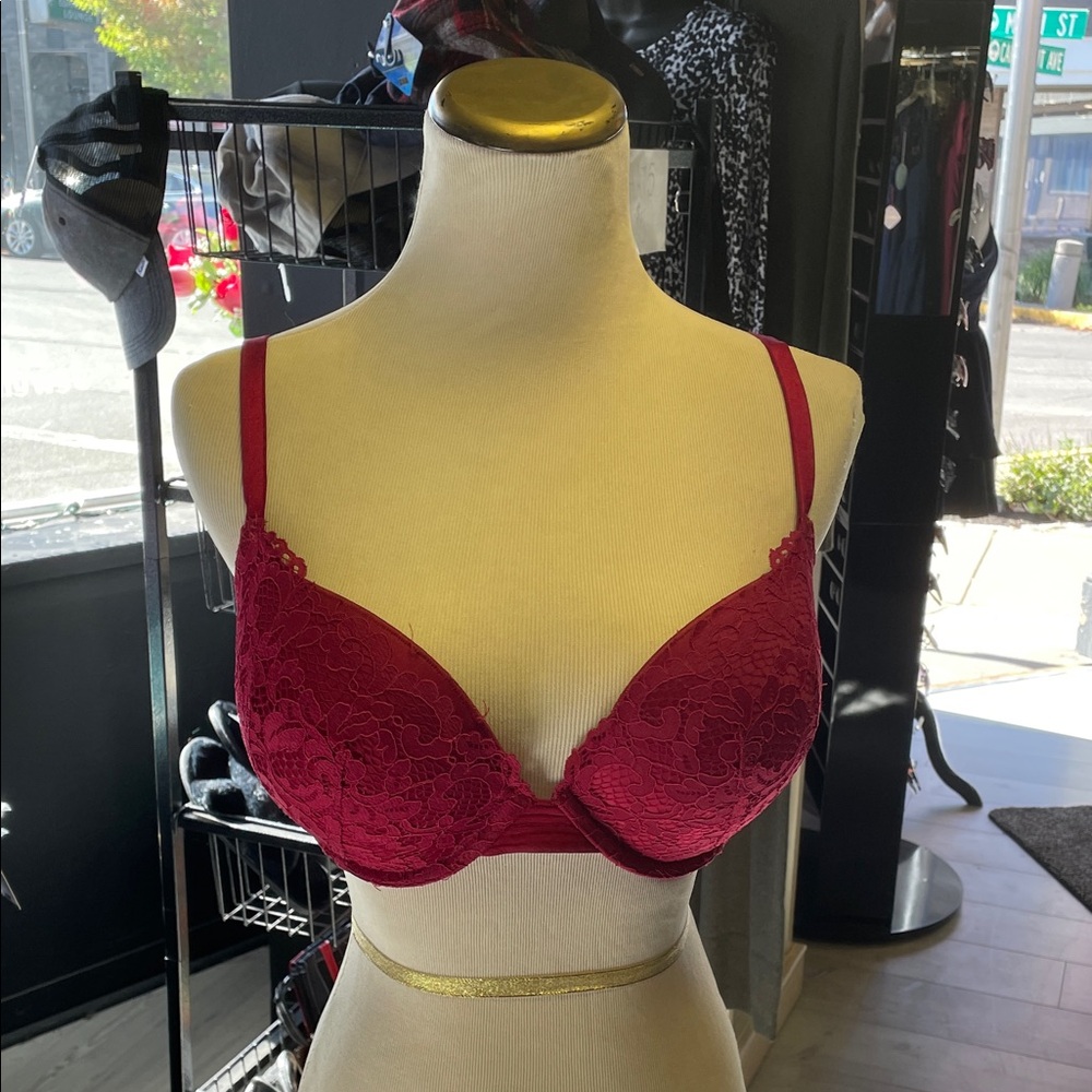 Victoria's Secret Lace Bra - Deep Red